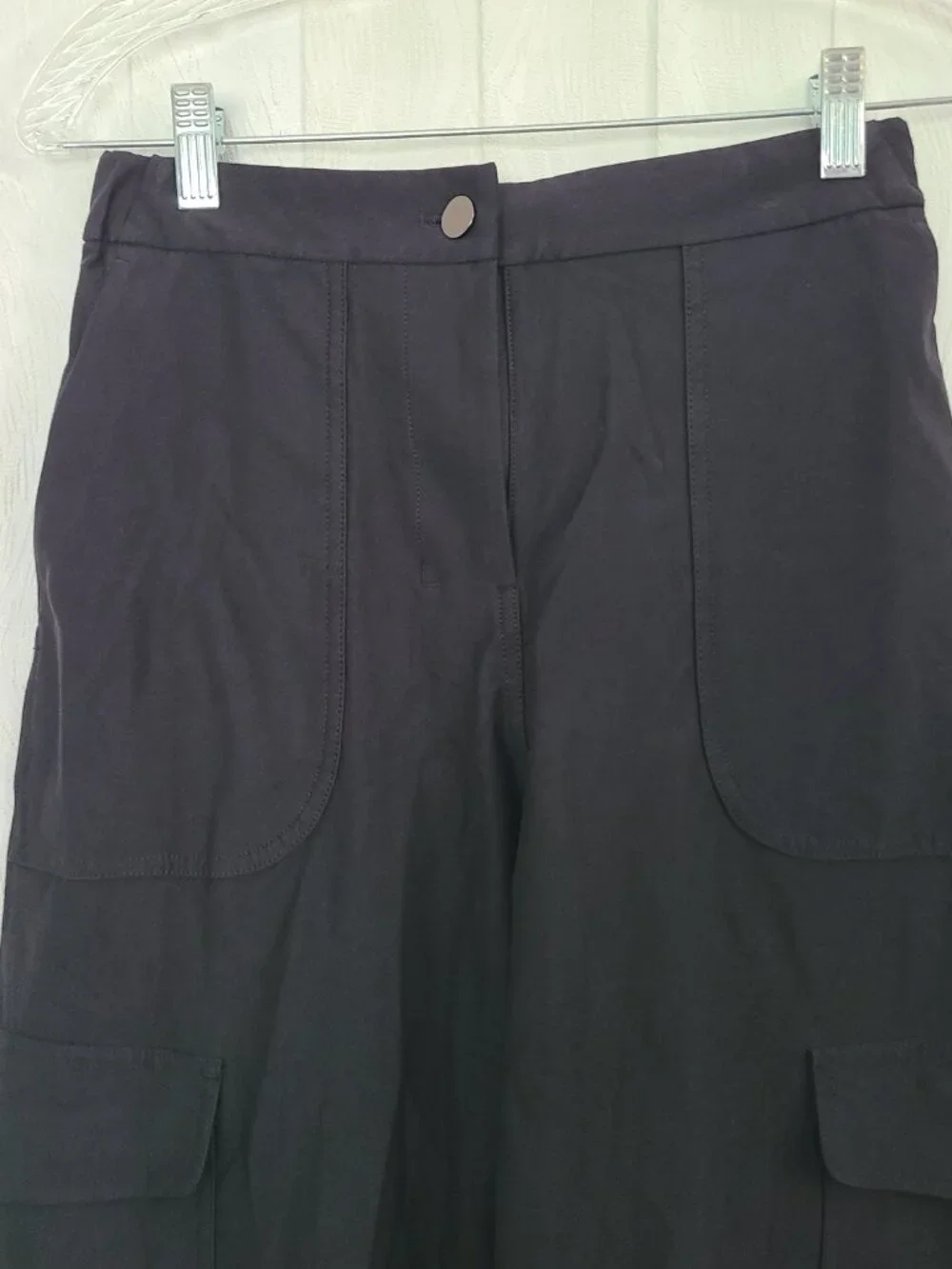Lululemon Womens Sz 26 Black Light Utilitech Cargo Pocket High Rise Tapered Pant